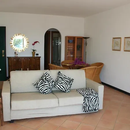 Sehr Gepflegt Eingerichtete Mit Herrlicher Meerblickterrasse Apartment Diano Marina