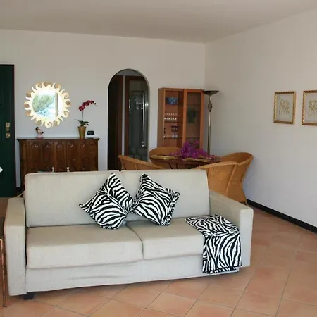 Apartment Sehr Gepflegt Eingerichtete Mit Herrlicher Meerblickterrasse Diano Marina